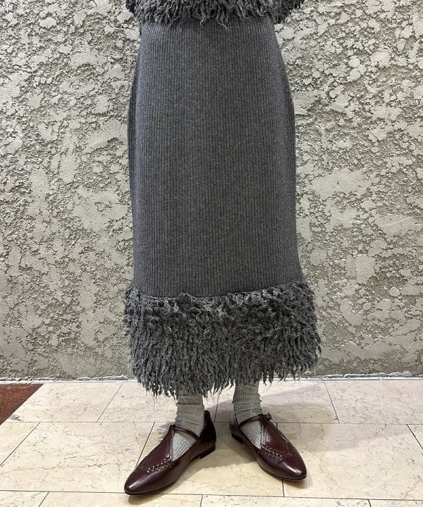 ササキさんの「BEAMS WOMEN｜RBS / フリンジ キリカエ クルーネック ニット」を使ったコーディネート