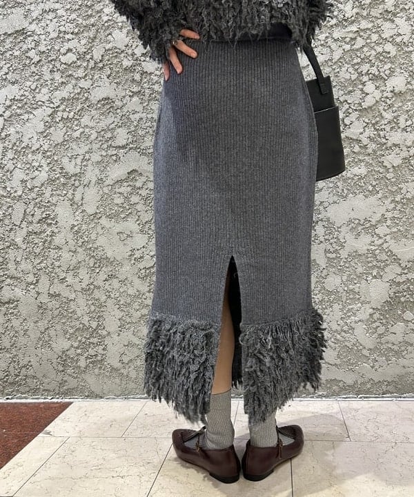 ササキさんの「BEAMS WOMEN｜RBS / フリンジ キリカエ クルーネック ニット」を使ったコーディネート