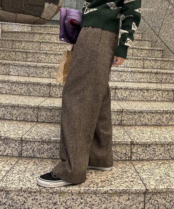 ばるたんさんの「BEAMS WOMEN｜リバーシブル ダウン ベスト」を使ったコーディネート