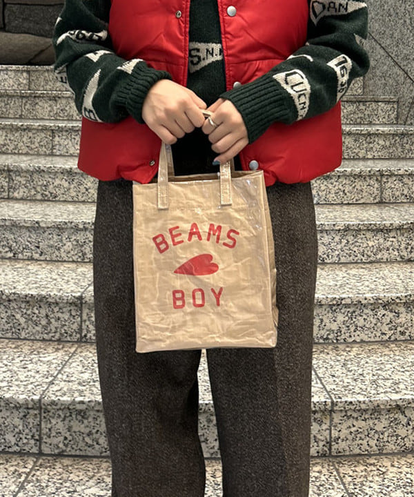 ばるたんさんの「BEAMS WOMEN｜リバーシブル ダウン ベスト」を使ったコーディネート