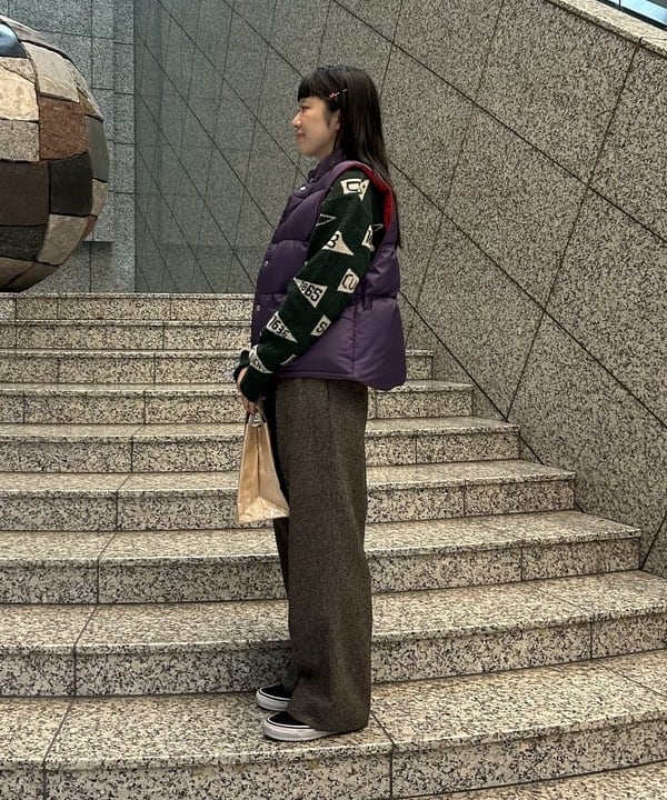ばるたんさんの「BEAMS WOMEN｜リバーシブル ダウン ベスト」を使ったコーディネート