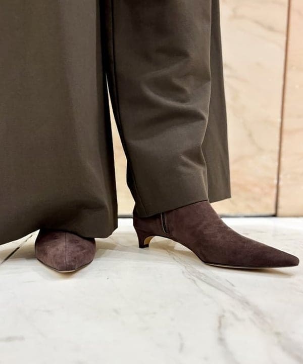 AONO SHIKAMAさんの「BEAMS WOMEN｜リバー ロングジレ」を使ったコーディネート