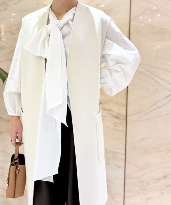 AONO SHIKAMAさんの「BEAMS WOMEN｜リバー ロングジレ」を使ったコーディネート