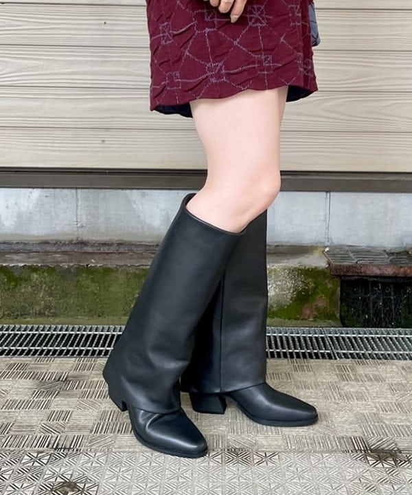 カタヤマ アヤさんの「BEAMS WOMEN｜【別注】YanYan / June Dress」を使ったコーディネート