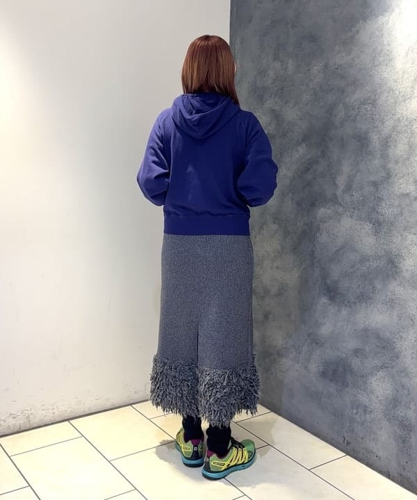 あすかさんの「BEAMS WOMEN｜RBS / フリンジ キリカエ ニット スカート」を使ったコーディネート