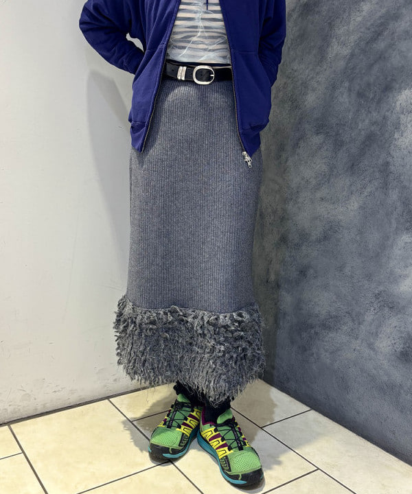あすかさんの「BEAMS WOMEN｜RBS / フリンジ キリカエ ニット スカート」を使ったコーディネート