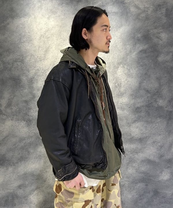 IHA(イハ)さんの「BEAMS WOMEN｜ユーズド加工 レザージップブルゾン」を使ったコーディネート