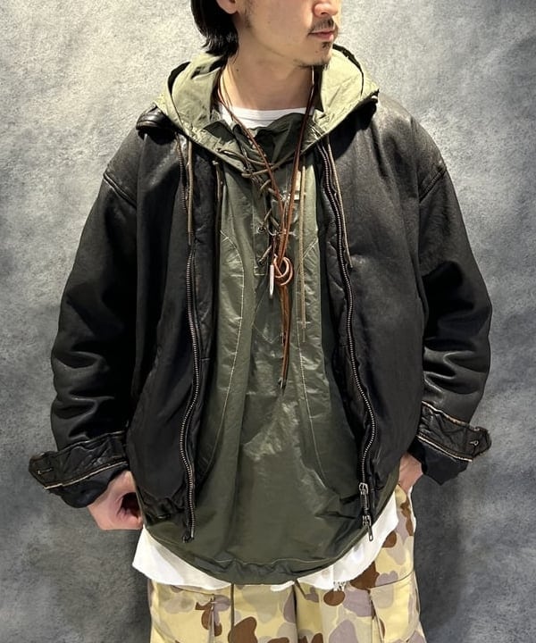 IHA(イハ)さんの「BEAMS WOMEN｜ユーズド加工 レザージップブルゾン」を使ったコーディネート