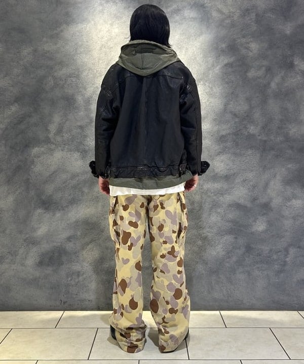 IHA(イハ)さんの「BEAMS WOMEN｜ユーズド加工 レザージップブルゾン」を使ったコーディネート