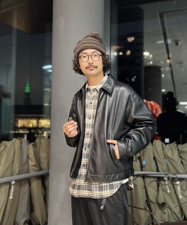 BAKU(東江 漠)さんの「BEAMS WOMEN｜ワイドフィット レザー ジップブルゾン」を使ったコーディネート