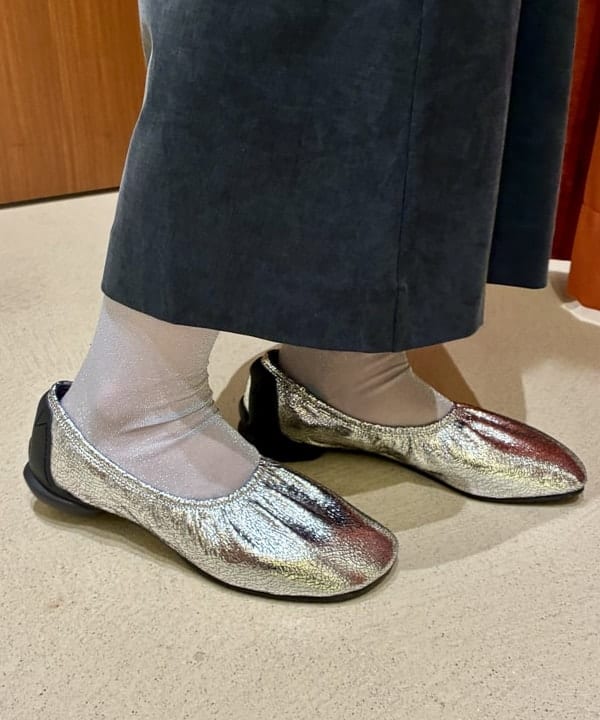 イナダさんの「BEAMS WOMEN｜ダブルクロス ロング ジャケット」を使ったコーディネート