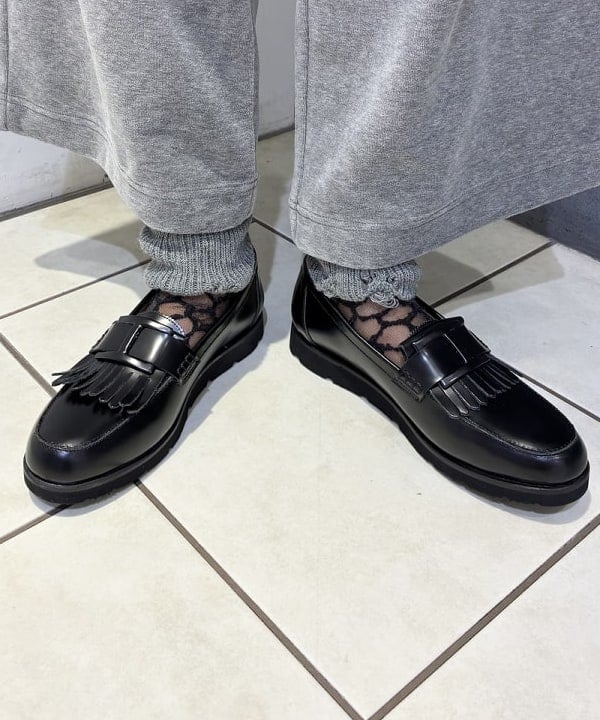 SAEさんの「BEAMS WOMEN｜【別注】YanYan / June collared cardigan」を使ったコーディネート