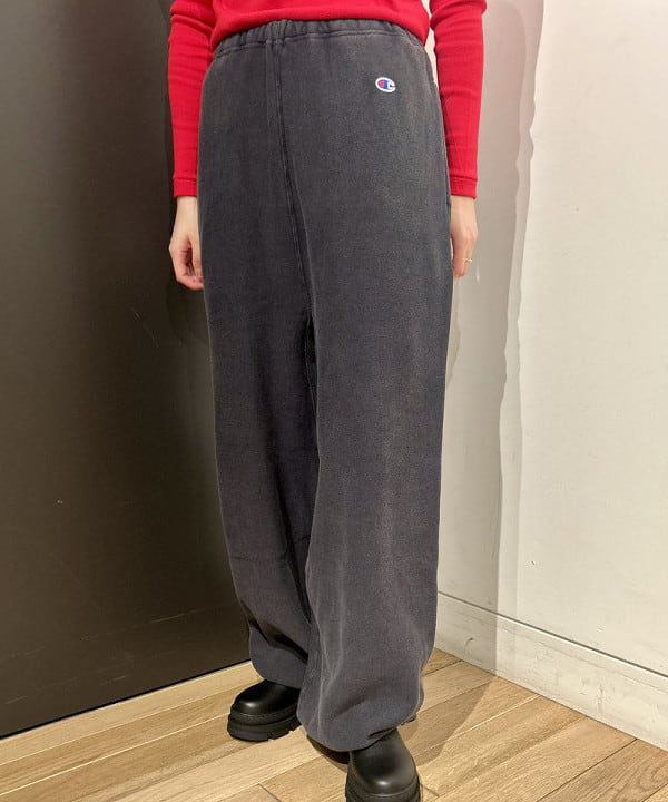 早川 萌子さんの「BEAMS WOMEN｜【別注】athletic wear MASON / メッセージ ロングスリーブ Tシャツ」を使ったコーディネート