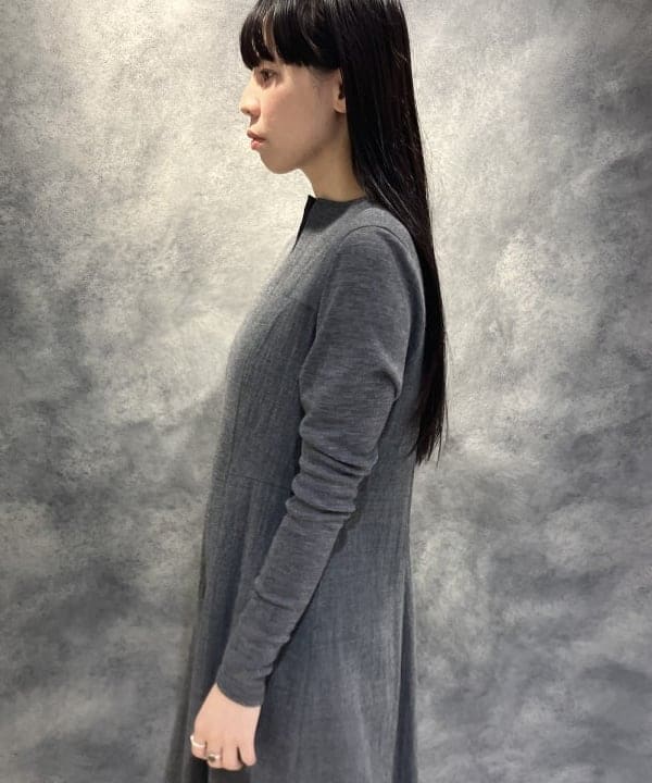 OSUMIさんの「BEAMS WOMEN｜AK+1 / ドッキング ワンピース」を使ったコーディネート