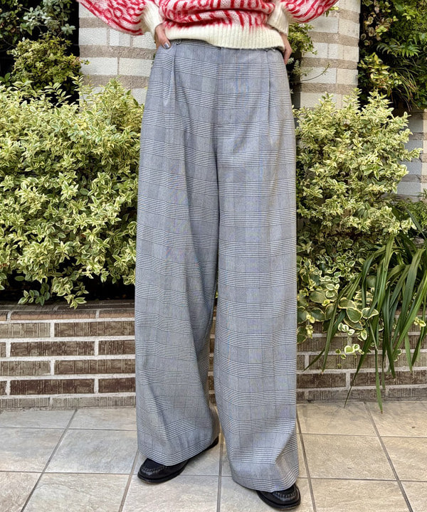 はやしあかねさんの「BEAMS WOMEN｜【別注】Marmot / ショート ダウンジャケット」を使ったコーディネート