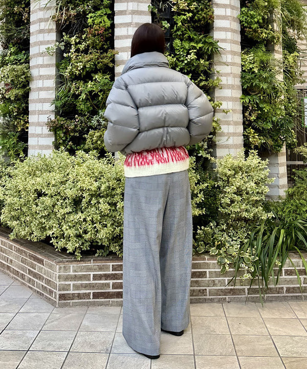 はやしあかねさんの「BEAMS WOMEN｜【別注】Marmot / ショート ダウンジャケット」を使ったコーディネート