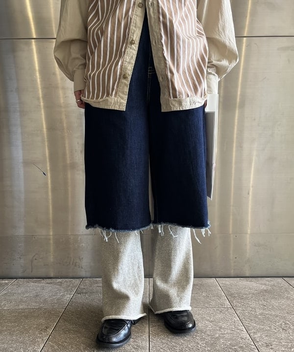 にしだてさんの「BEAMS WOMEN｜maturely / ストライプ アンド ソリッド カットオフ ロングスリーブ シャツ」を使ったコーディネート