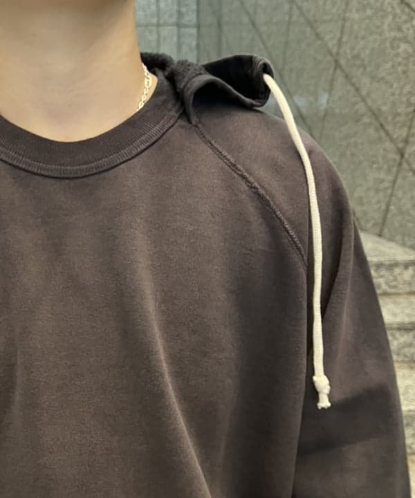 赤羽 花さんの「BEAMS WOMEN｜【別注】WAREHOUSE & CO. / セコハン 後付け フーディー」を使ったコーディネート