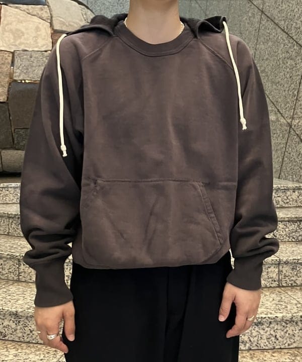 赤羽 花さんの「BEAMS WOMEN｜【別注】WAREHOUSE & CO. / セコハン 後付け フーディー」を使ったコーディネート