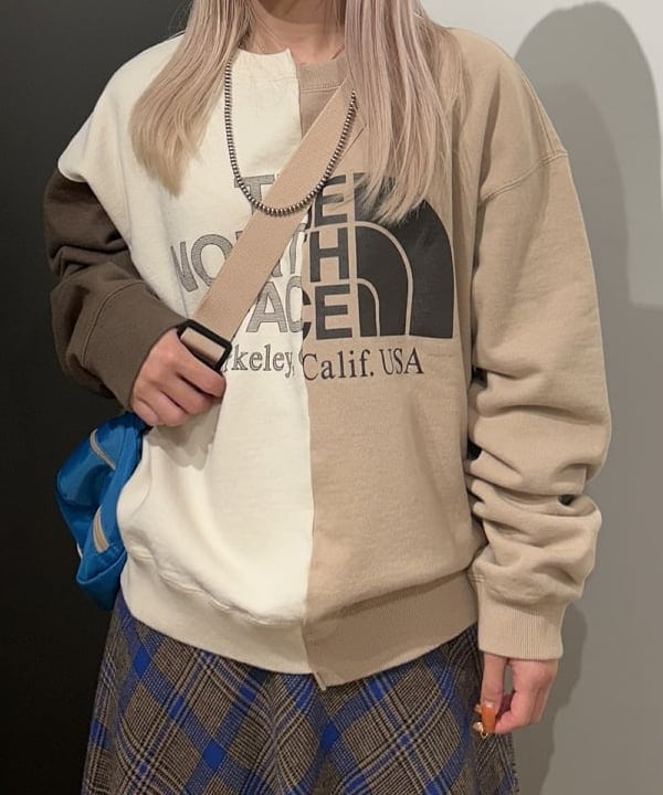 ando naoさんの「BEAMS WOMEN｜2トーン ショルダーバッグ」を使ったコーディネート