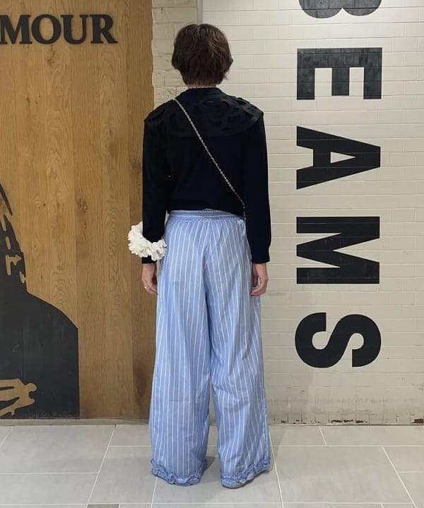 マツミヤさんの「BEAMS WOMEN｜【別注】MIYAO / ニット カーディガン」を使ったコーディネート