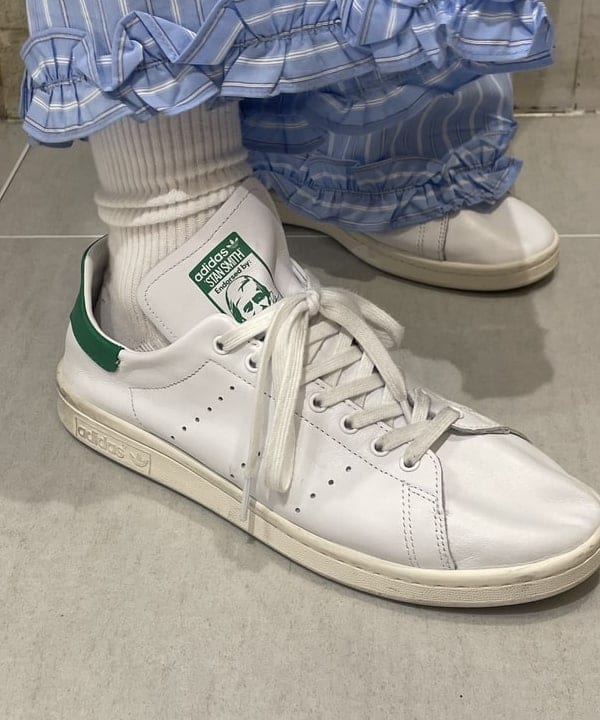 マツミヤさんの「BEAMS WOMEN｜【別注】MIYAO / ニット カーディガン」を使ったコーディネート