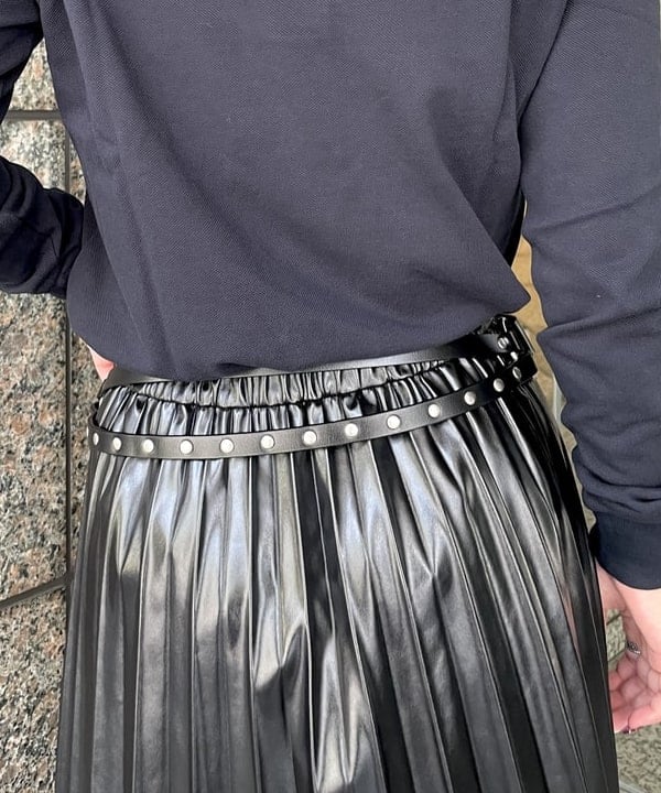 松本 佳菜子さんの「BEAMS WOMEN｜ダブル レザー ベルト」を使ったコーディネート