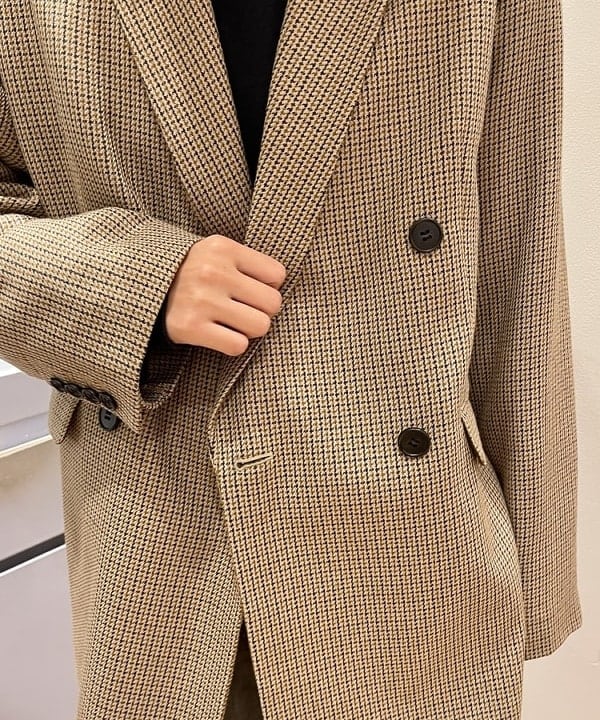 大木さんの「BEAMS WOMEN｜チェック オーバー ジャケット」を使ったコーディネート