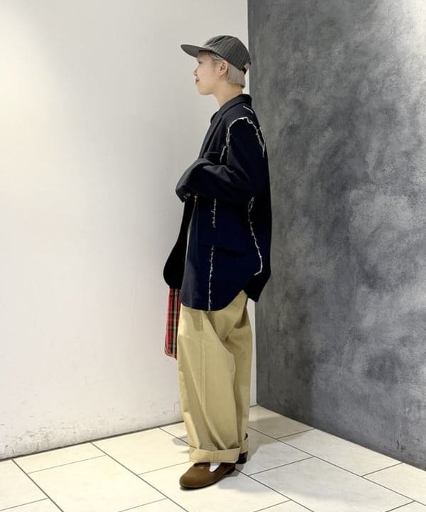 yokoyama shionさんの「BEAMS WOMEN｜リサイクルウール カットオフ ジャケット」を使ったコーディネート