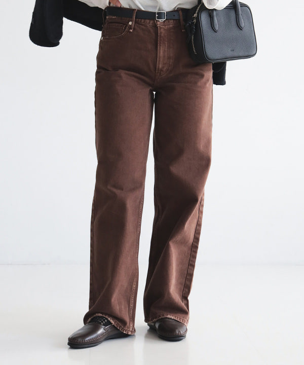 佐藤 美樹さんの「BEAMS WOMEN｜upper hights / THE NIECE MIDRISE デニムパンツ」を使ったコーディネート