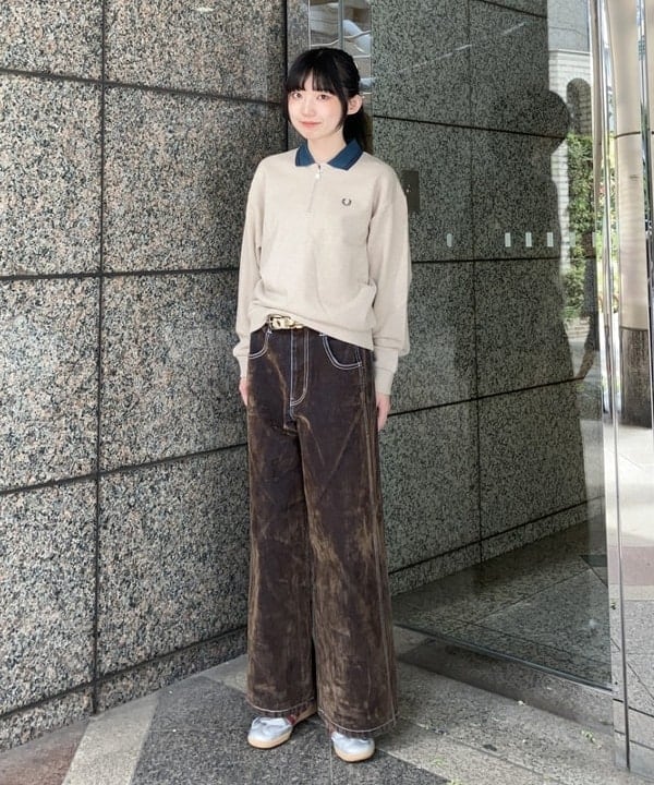 加歩さんの「BEAMS WOMEN｜フロッキー デニム ワイド パンツ」を使ったコーディネート