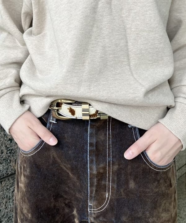 加歩さんの「BEAMS WOMEN｜フロッキー デニム ワイド パンツ」を使ったコーディネート