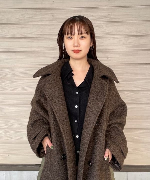 カタヤマ アヤさんの「BEAMS WOMEN｜RBS / キルティング キリカエ コート」を使ったコーディネート