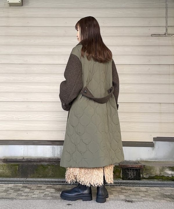 カタヤマ アヤさんの「BEAMS WOMEN｜RBS / キルティング キリカエ コート」を使ったコーディネート