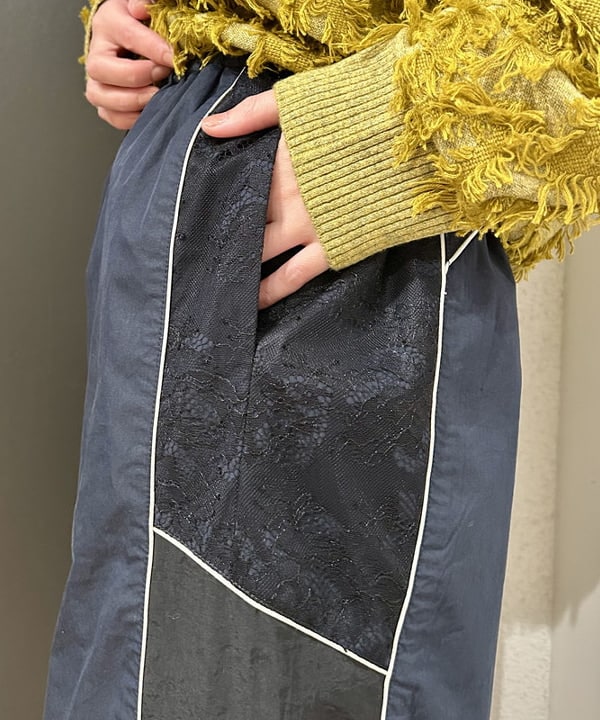 早川 萌子さんの「BEAMS WOMEN｜カット ジャカード フリンジ クルーネック ニット」を使ったコーディネート