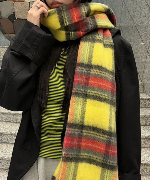 amiriさんの「BEAMS WOMEN｜チェック マフラー」を使ったコーディネート
