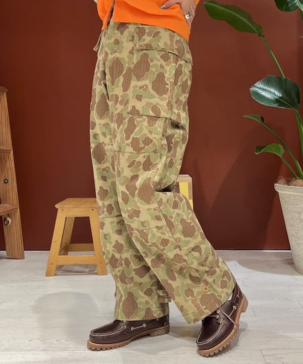 エノモト アミさんの「BEAMS WOMEN｜【別注】SCREEN STARS / フルジップ パーカー」を使ったコーディネート