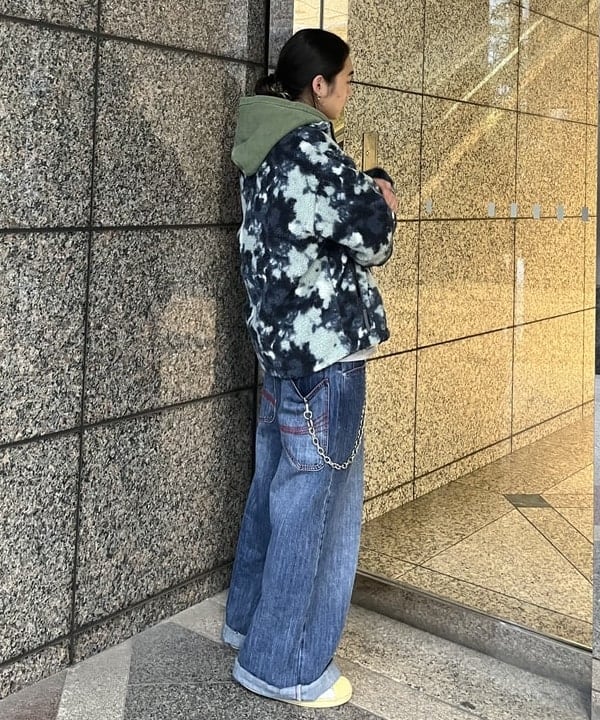 菊田 悠さんの「BEAMS WOMEN｜リラックスフィット ボア ブルゾン」を使ったコーディネート