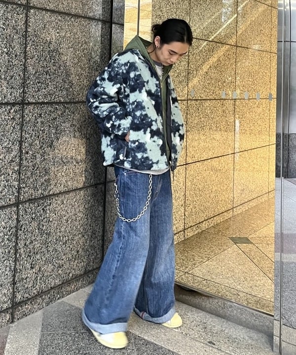 菊田 悠さんの「BEAMS WOMEN｜リラックスフィット ボア ブルゾン」を使ったコーディネート