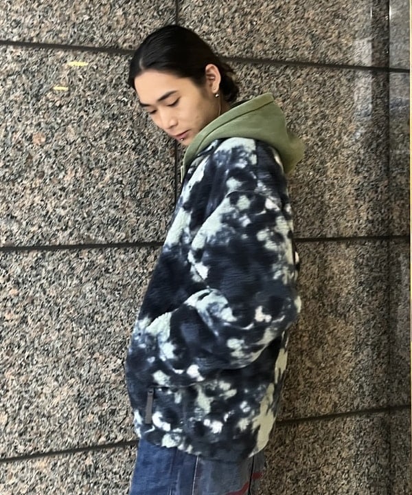 菊田 悠さんの「BEAMS WOMEN｜リラックスフィット ボア ブルゾン」を使ったコーディネート