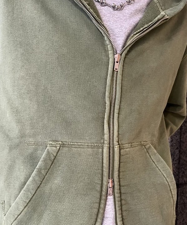 菊田 悠さんの「BEAMS WOMEN｜リラックスフィット ボア ブルゾン」を使ったコーディネート