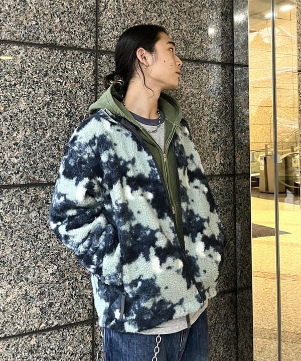 菊田 悠さんの「BEAMS WOMEN｜リラックスフィット ボア ブルゾン」を使ったコーディネート