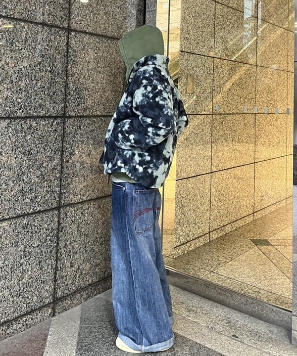 菊田 悠さんの「BEAMS WOMEN｜リラックスフィット ボア ブルゾン」を使ったコーディネート