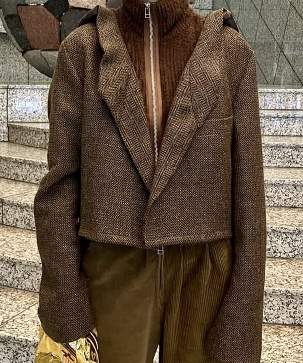 森本 理絵さんの「BEAMS WOMEN｜シャギー ジップ カーディガン」を使ったコーディネート