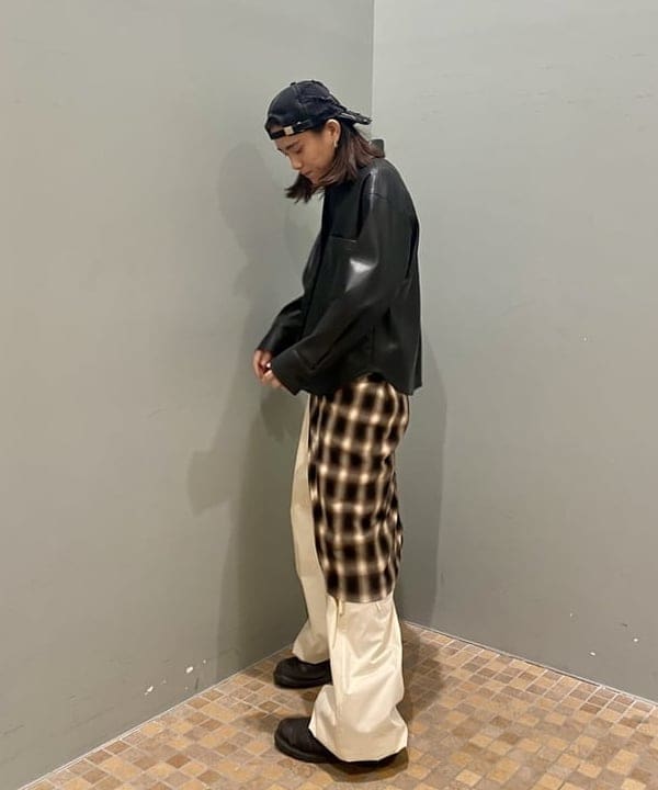 はるひむさんの「BEAMS WOMEN｜フェイクレザー シャツジャケット」を使ったコーディネート
