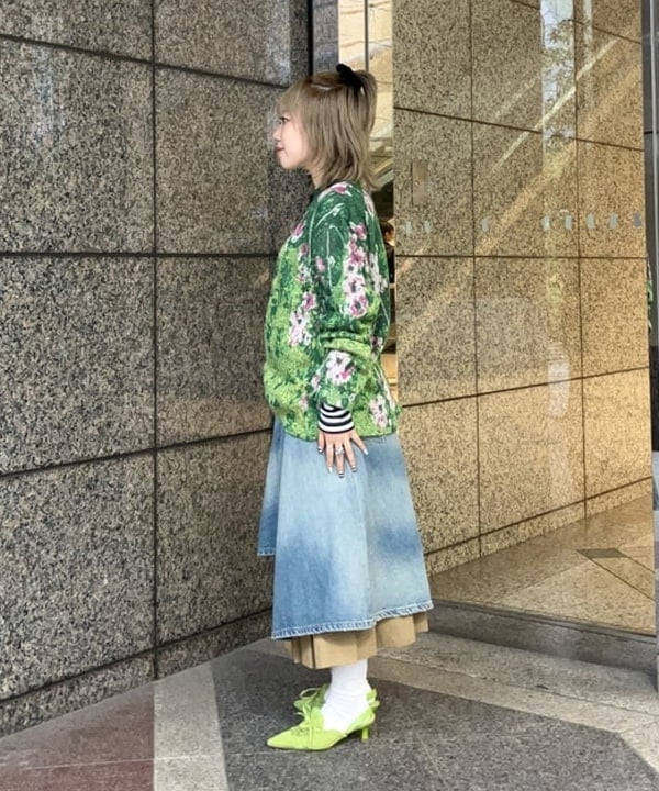 まゆちゃんさんの「BEAMS WOMEN｜【別注】GIM CONTEXT / Garden ニット」を使ったコーディネート