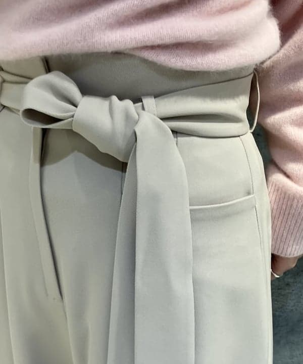 OSUMIさんの「BEAMS WOMEN｜ヤク フォックス ロングスリーブ プルオーバーニット」を使ったコーディネート