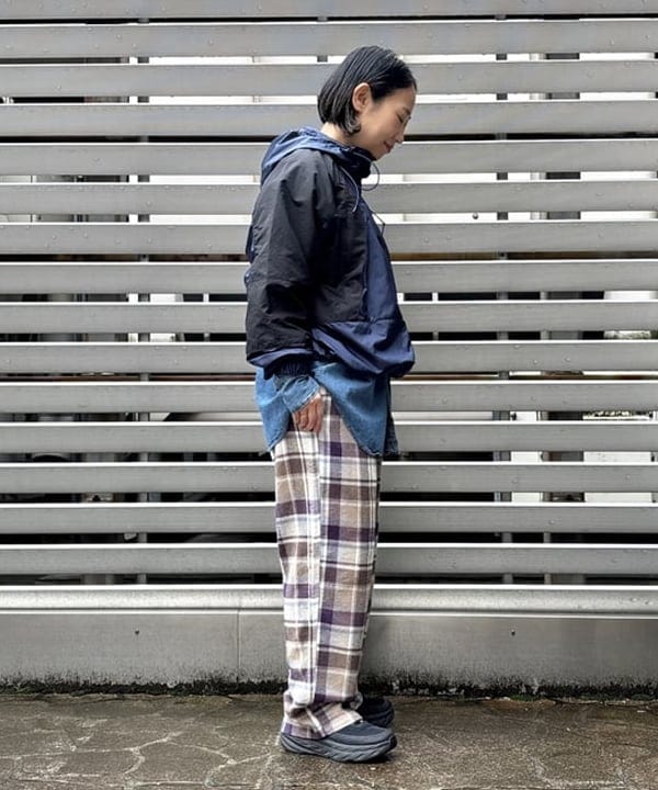 つぼさんの「BEAMS WOMEN｜【別注】THE NORTH FACE PURPLE LABEL / Mountain Wind Parka 25FW」を使ったコーディネート