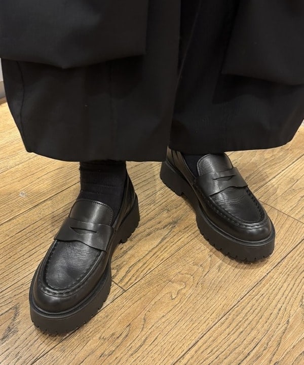 ちりこさんの「BEAMS WOMEN｜ワイド ボーダー ポロ ニット」を使ったコーディネート