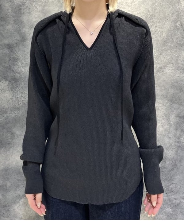 菜月さんの「BEAMS WOMEN｜【別注】upper hights / THE NIECE MIDRISE デニムパンツ」を使ったコーディネート